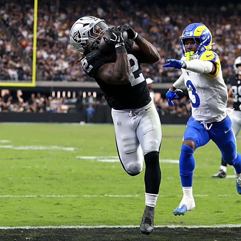 The good, the bad and the ugly from Raiders 35-21 Week 7 loss to Rams