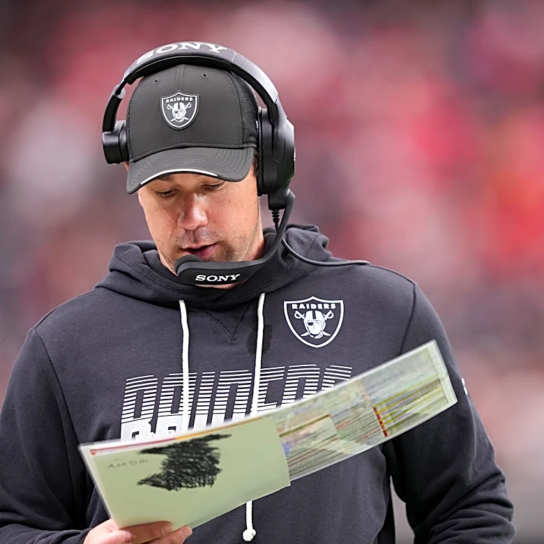 Raiders open underdogs to Jets in New York Week 8