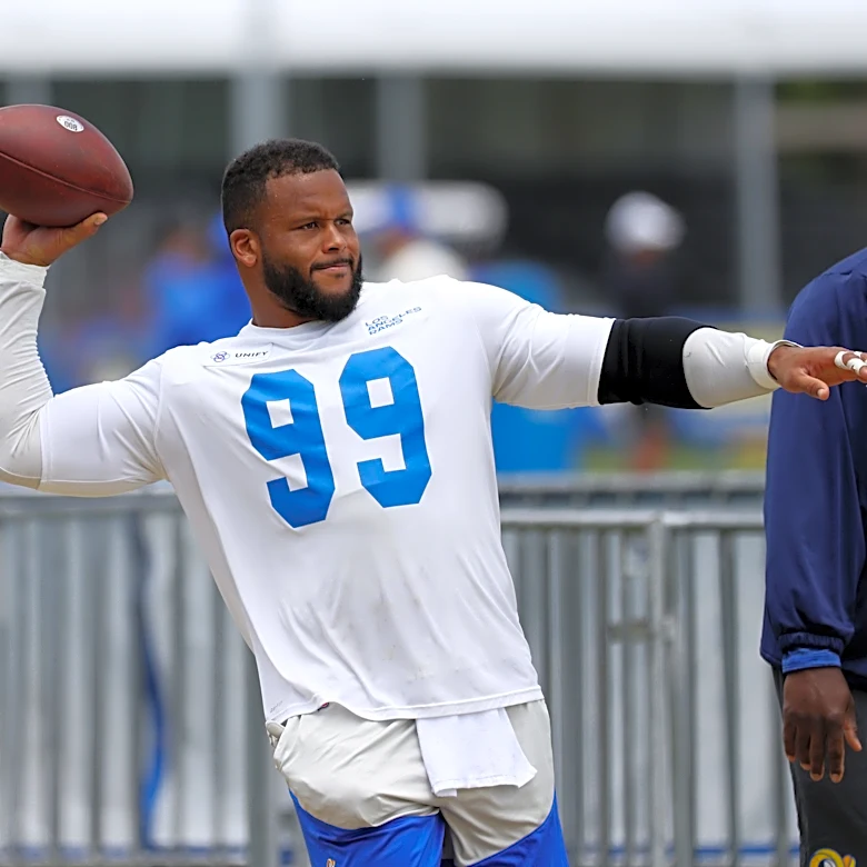 Look: Aaron Donald in a Rams helmet training at UCLA