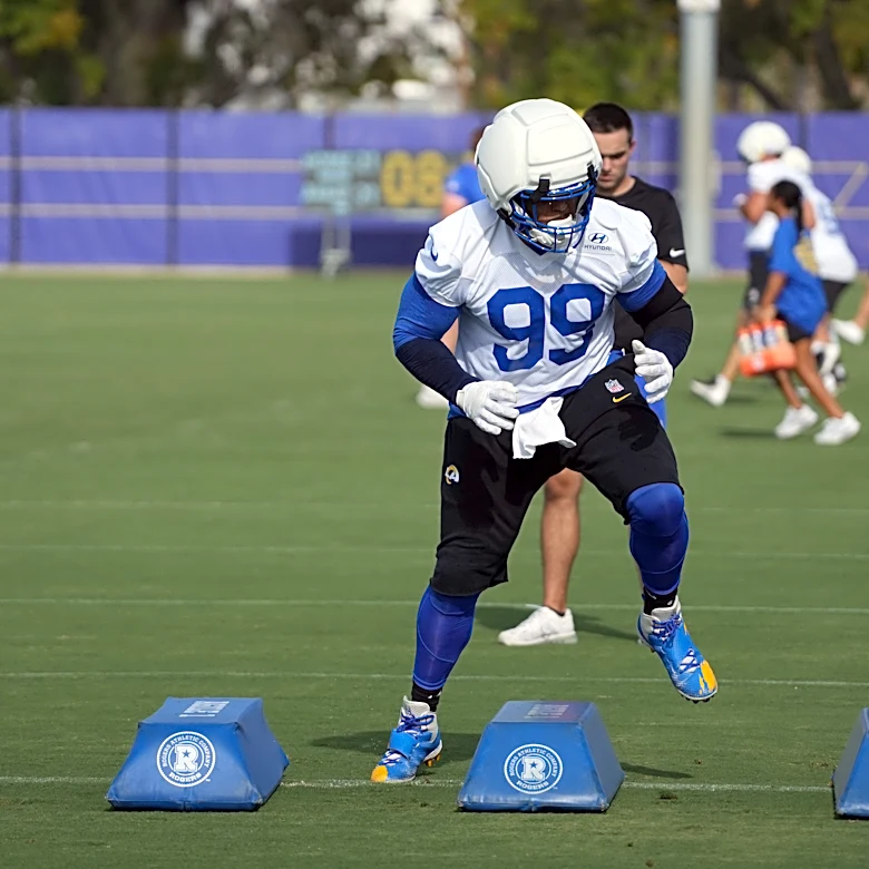 Aaron Donald expected to travel with Rams to Australia for Week 1
