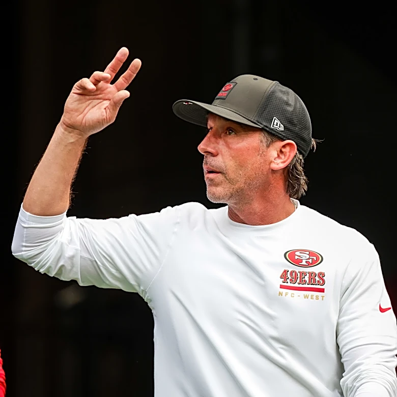 Kyle Shanahan recalls 49ers celebrating Aaron Donald's retirement