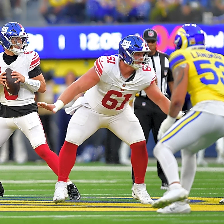 Jaxson Dart injures knee on opening drive after getting crushed by 2 Rams