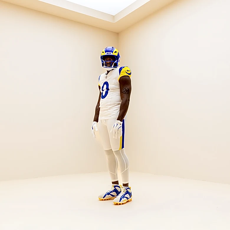Rams debuting sleek new uniform combination vs. Broncos on Sunday