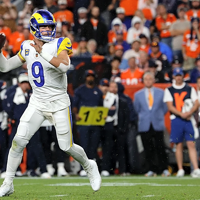 Matthew Stafford becomes first QB with 20K yards for two teams