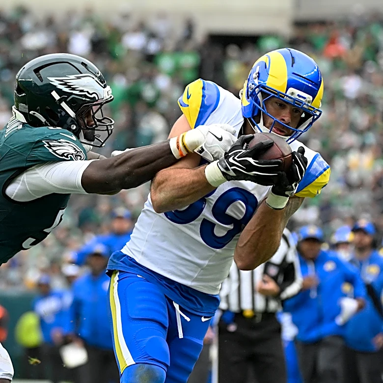 Tyler Higbee passes two Rams legends after Week 4 win