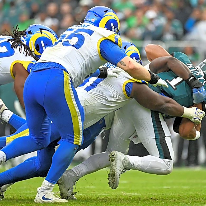 Sean McVay loves how Rams pass rush performed vs. Eagles