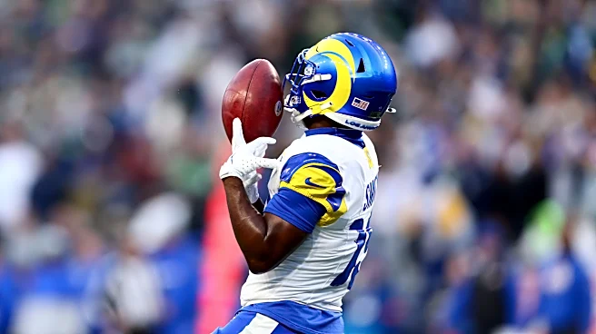 Xavier Smith signs with Rams rival after being cut