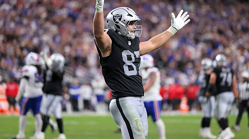 3 lessons Rams can learn about Raiders from their Week 6 loss