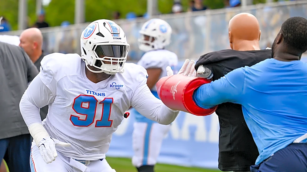 Former Rams DL helped prevent potential gun incident at Titans practice