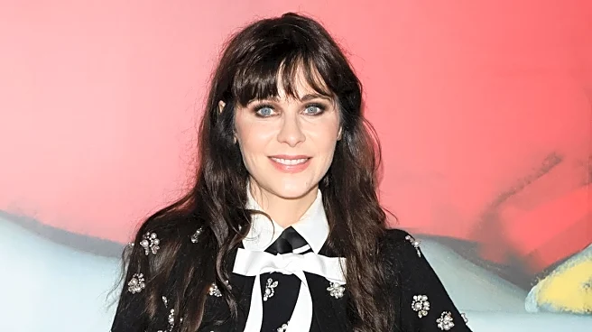 Zooey Deschanel Embraces Makeup-Free Look at Screening Event