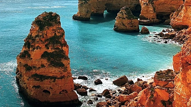 Solo Group Travel in Portugal Gains Popularity Among Adventurers