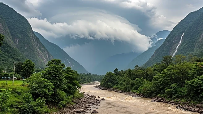 Flash Floods in Pakistan Result in Nearly 200 Deaths Amid Ongoing Monsoon Season