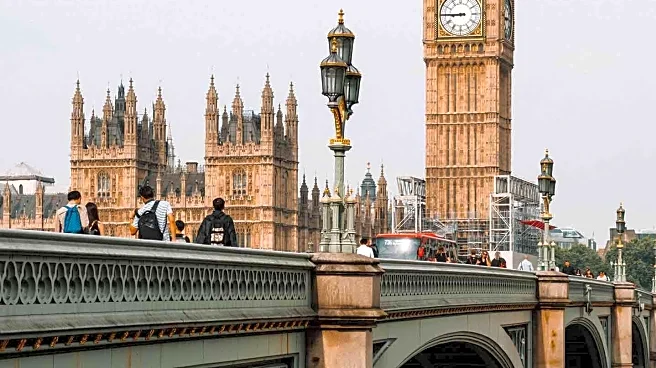 Traveler Embraces Social Interaction in London, Gains New Skills and Friendships