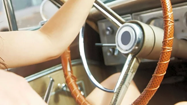 Missouri Law Confirms Barefoot Driving is Legal, Raises Safety Concerns