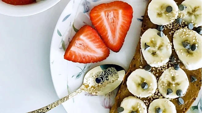 Study Finds Early Breakfast Linked to Longer Life in Older Adults