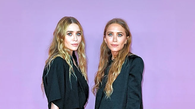 Elizabeth and Ashley Olsen Showcase Fashion at YES Scholars Gala