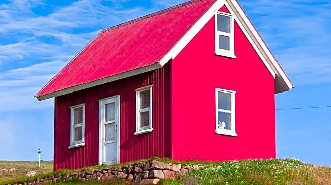 Gen Zer Turns Tiny House into Airbnb, Boosting Rental Business