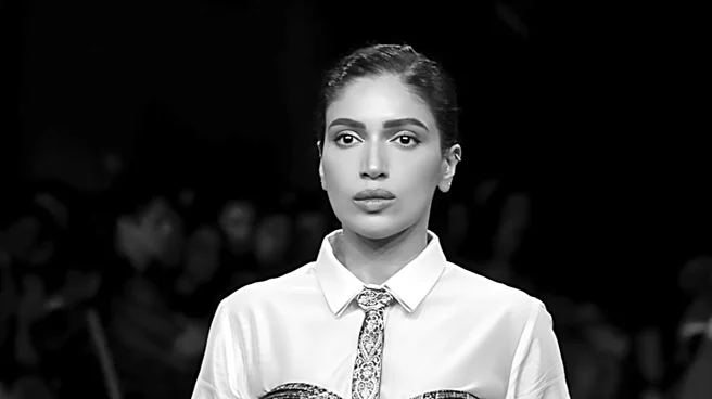 Giovanna Flores Innovates with Vintage Shoulder Pads in Spring 2026 Collection