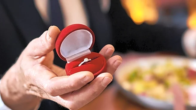 TikTok Users Criticize Paris Wedding Proposal Spots for Lack of Privacy