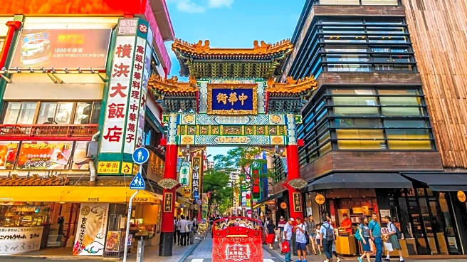 Photography Exhibit Showcases Life in Honolulu's Chinatown, Highlighting Community and Culture