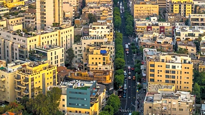 Tel Aviv Exhibit Revives Historical Photos to Connect Past and Present