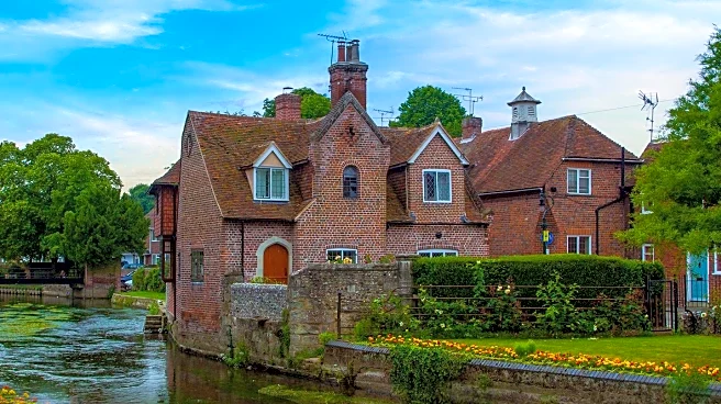 Norfolk Village Achieves Third Victory in Britain in Bloom Contest, Highlighting Community Efforts