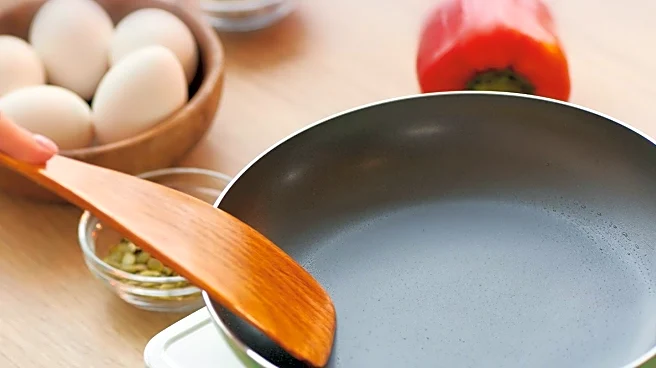 Chef Advises Against Cooking Certain Foods in Nonstick Pans Due to Heat Limitations
