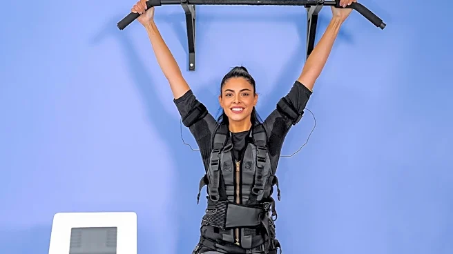 Health Experts Advocate for Weighted Vests to Enhance Women's Fitness and Bone Health