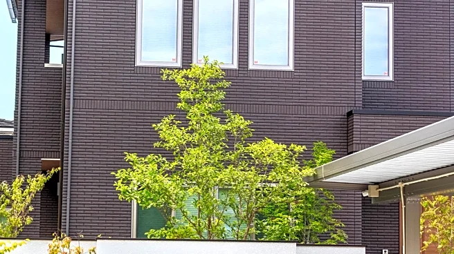 Architectural Roundup: Seven Homes Feature Scaly Shingle Facades