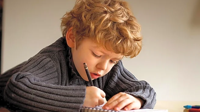 Unschooling Movement Gains Attention Amid Criticism and Praise