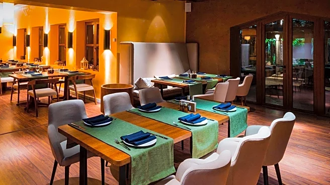 Thai Restaurant Thrives Amid Floods with Unique Dining Experience