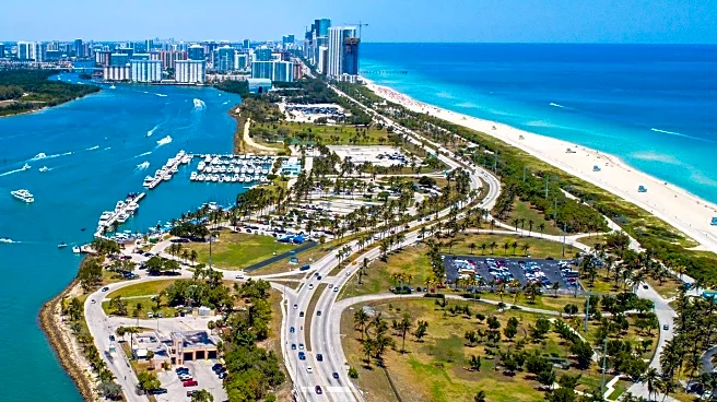 South Florida Forecasts Calm Weather with Minimal Rain Chances