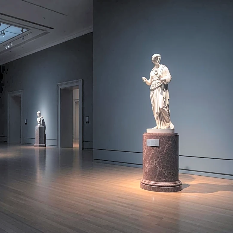 Louvre Staff Vote to Strike Over Management and Maintenance Issues, Threatening Museum Operations