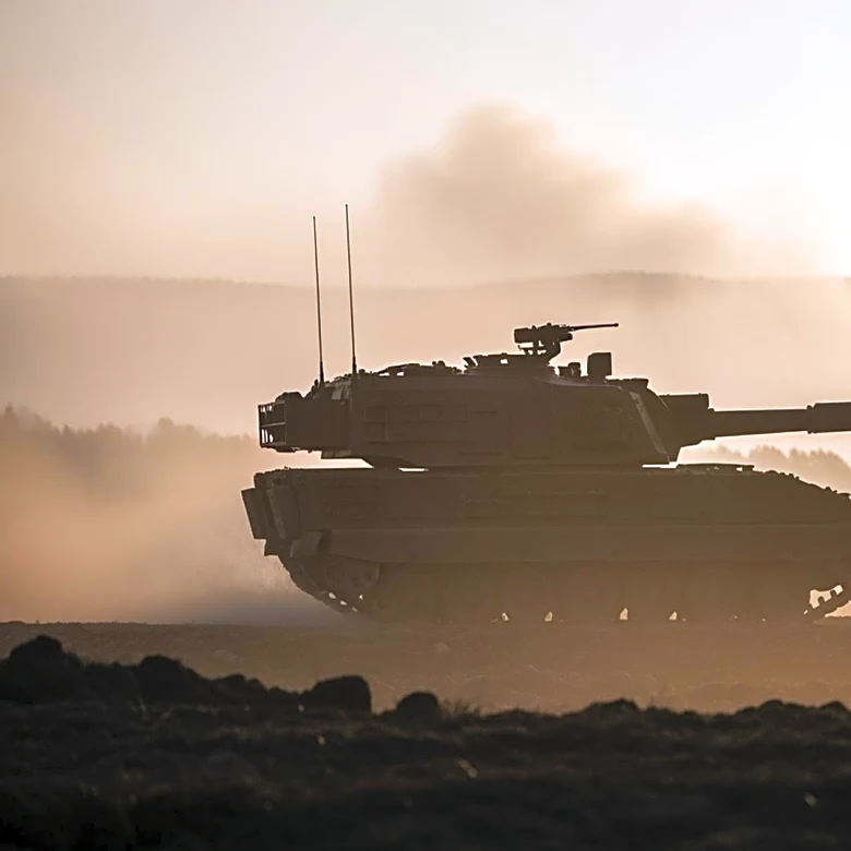 Türkiye Introduces T-155 Panter Self-Propelled Howitzer to Military Service