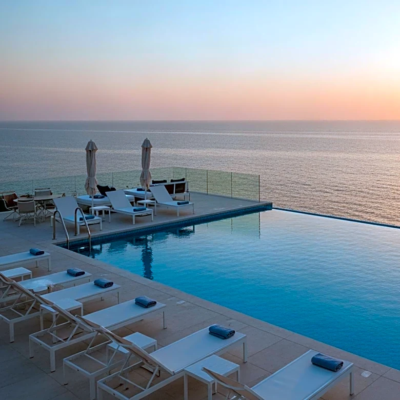 Asia-Pacific Luxury Travel Surge Redefines Global Hospitality Standards