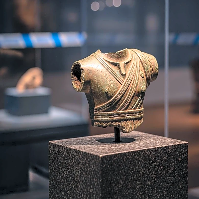 U.S. Returns Stolen Artifacts to Turkey, Including Bronze Statue