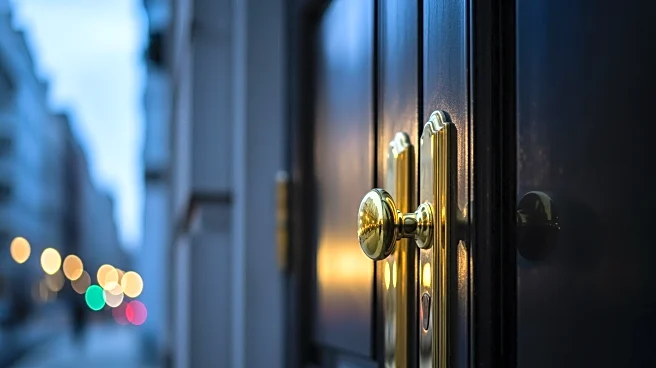 Ecuador Protests ICE Agent's Blocked Entry to Minneapolis Consulate During Deportation Operation