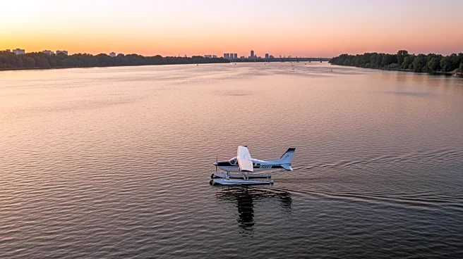 Small Plane Makes Emergency Landing in Hudson River, Passengers Safe