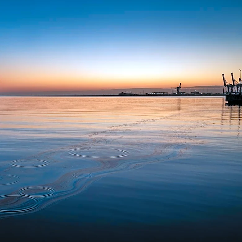 Sweden Detains Third Shadow Fleet Vessel Amid Oil Spill Investigation