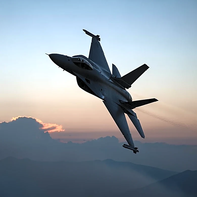 U.S. F-15 Fighter Jet Crashes in Iran Amid Ongoing Military Tensions