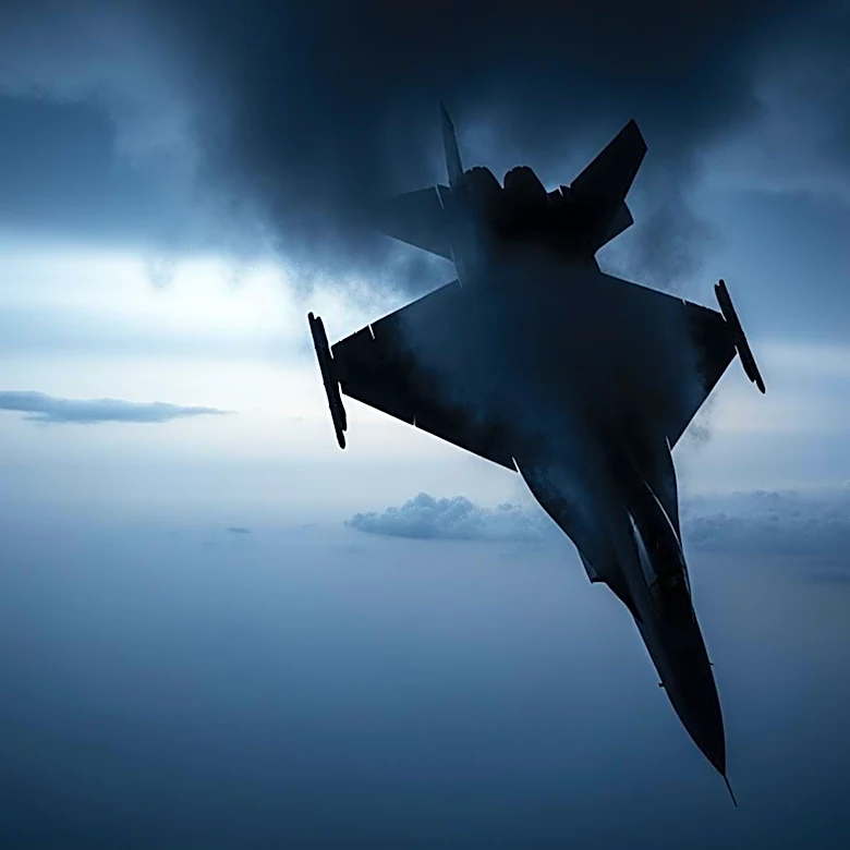 Russian Su-30 Fighter Crashes in Crimea Amidst Series of Military Aircraft Losses