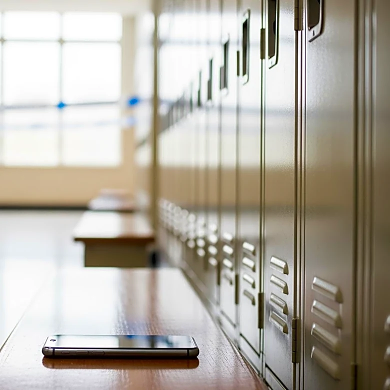 Tamalpais Union High School District Considers Restricting Cellphone Usage on Campus