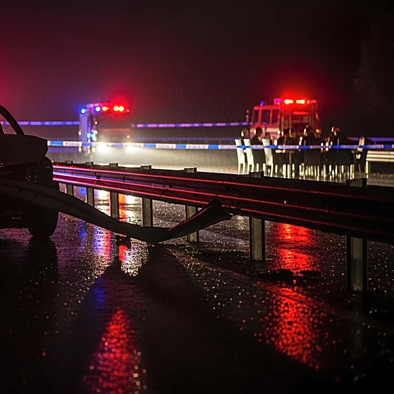 Alabama State Trooper Pursuit Ends in Fatal Car Crash, Four Dead