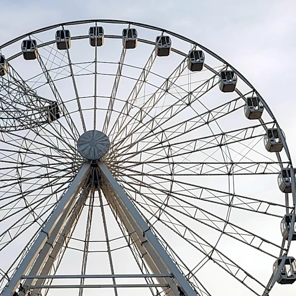 Ferris Wheel Collapse at Indian Fair Injures Dozens, Sparks Safety Concerns