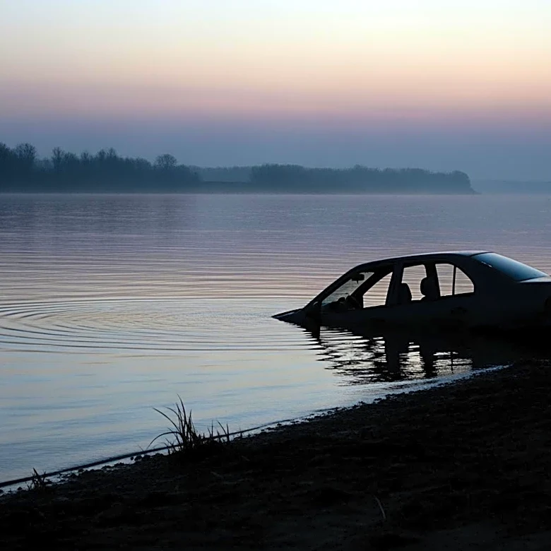 Portland Police Report Fatal Car Crash into Willamette River, Leaving Two Dead and One Missing