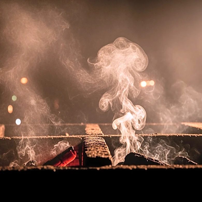 Fire Department Faces Challenges in Ontario Warehouse Blaze, Suspected Arson Involved