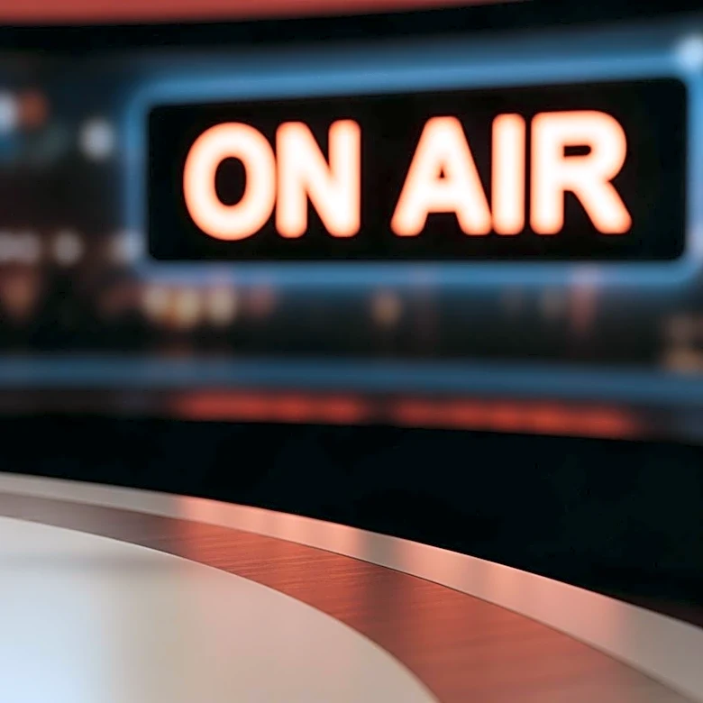 Savannah Guthrie Returns to 'Today Show' Amid Ongoing Search for Abducted Mother