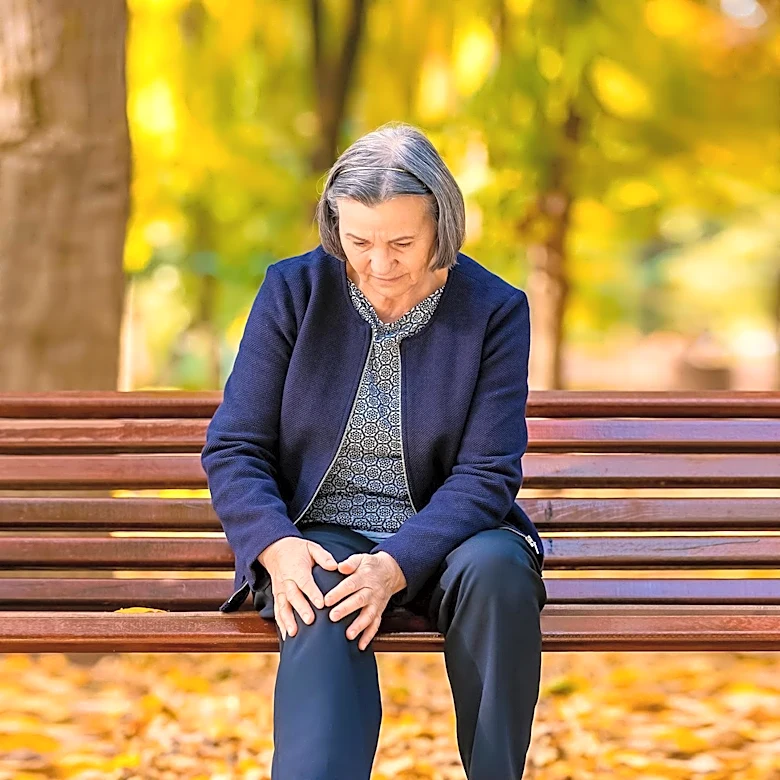 Urinary Incontinence Linked to Increased Frailty Risk in Women