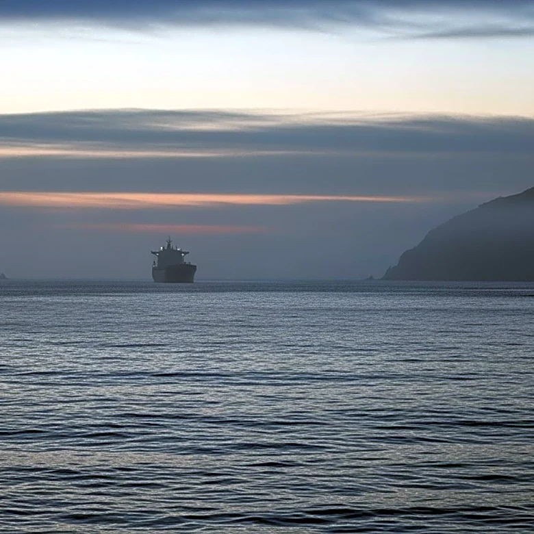 Ceasefire Leaves Ocean Carriers Uncertain About Strait of Hormuz Passage