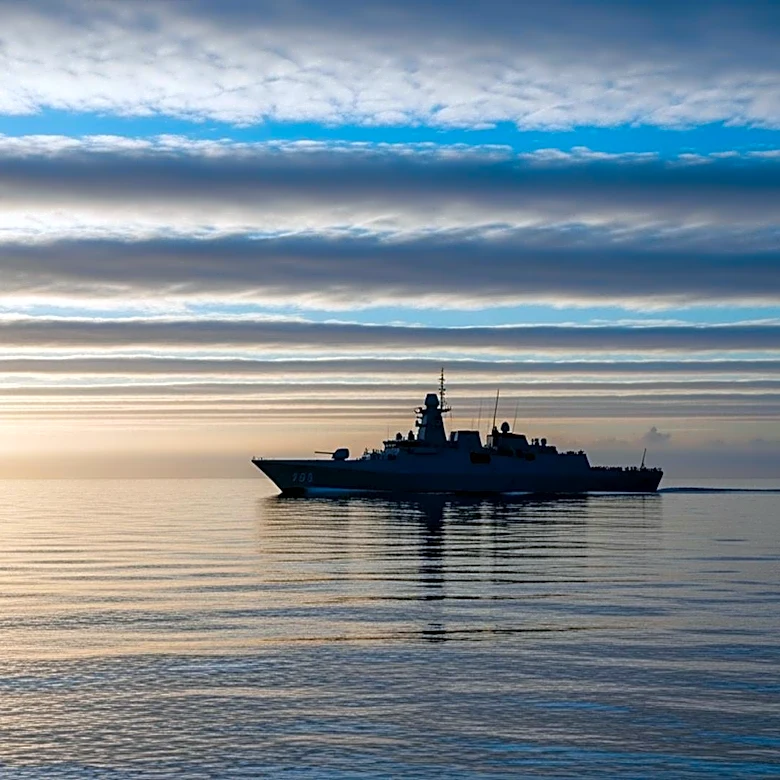 U.S. Navy Implements Strategic Plan in Strait of Hormuz Amid Tensions